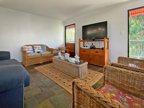 A BEACH AFFAIR - Yamba Accommodation 2