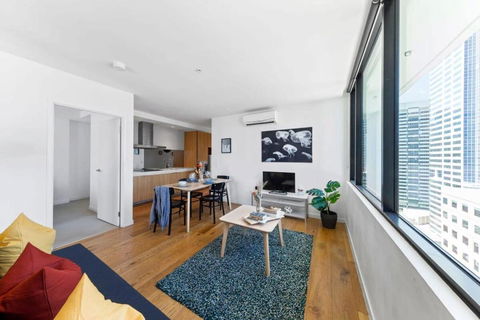 A Chic 2BR Apt City Views Near Southern Cross - Yamba Accommodation 1