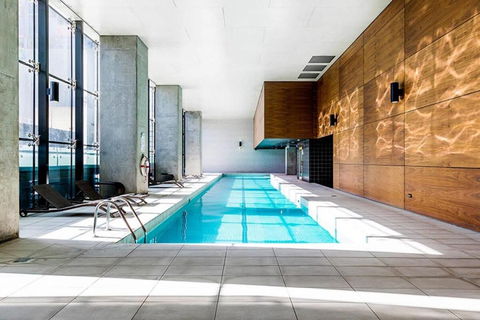 A Chic 2BR Apt City Views Near Southern Cross - Yamba Accommodation 2