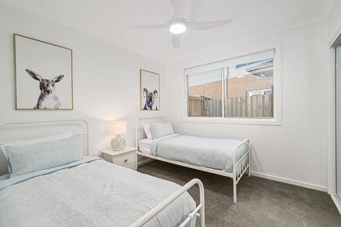 A Coastal Hideaway - Yamba Accommodation 2
