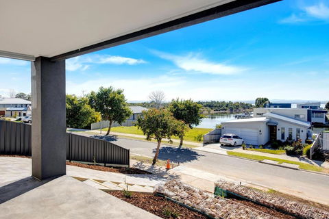 A Magnetic Retreat - Yamba Accommodation 2