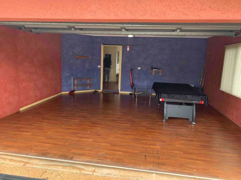 A Picturesque 3 Bedroom House With Splendid Views - Yamba Accommodation 4