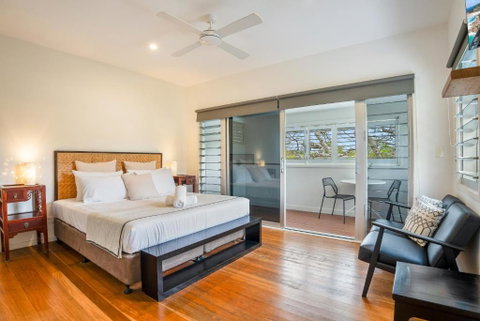 Aaman & Cinta Luxury Villas - Yamba Accommodation 2