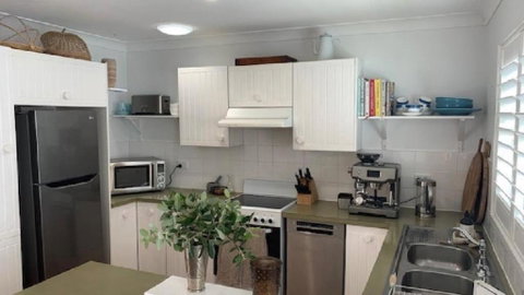 Absolute Beach Front - Yamba Accommodation 4