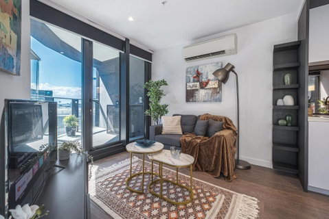 Absolute Luxury 1br Apt Mq Poolgym - Yamba Accommodation 1