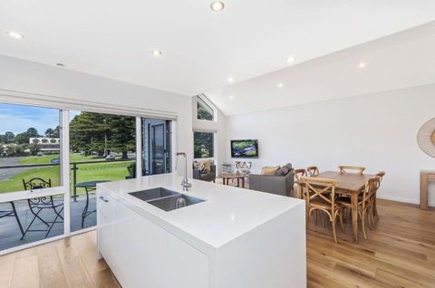 Absolute - Yamba Accommodation 4