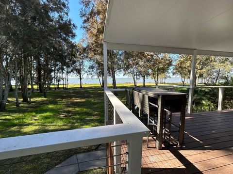 Absolutely Lakeside House, Quiet And Peace - Yamba Accommodation 4