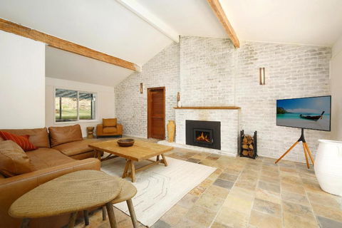 Acreage Estate -Ponies -Tennis Court -Spa - Yamba Accommodation 1