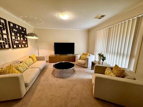 Adelaide Hills 4 Bed Home Near Hahndorf Mt Barker - Yamba Accommodation 4