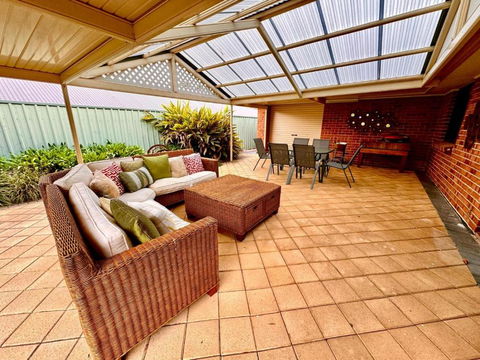 Adelaide Hills 4 Bed Home Near Hahndorf Mt Barker - Yamba Accommodation 3
