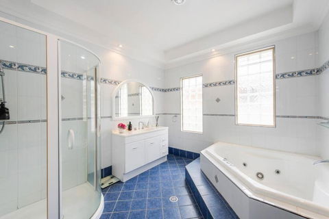 Admiralty Shores - LJHooker Yamba - Yamba Accommodation 2