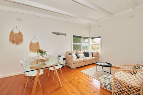 Adorable Beach Shack In The Heart Of Aireys Inlet - Yamba Accommodation 0