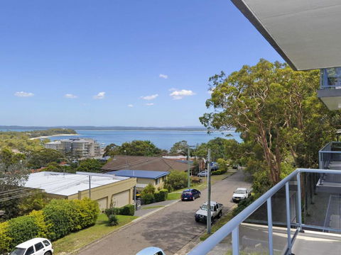 Adriana, 6/83-85 Ronald Avenue - Yamba Accommodation 0