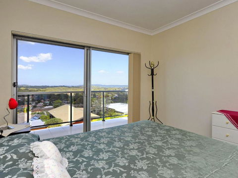 Adriana, 6/83-85 Ronald Avenue - Yamba Accommodation 3