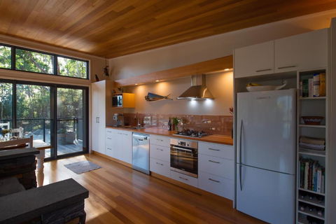 Adventure Bay Beach House - Yamba Accommodation 1