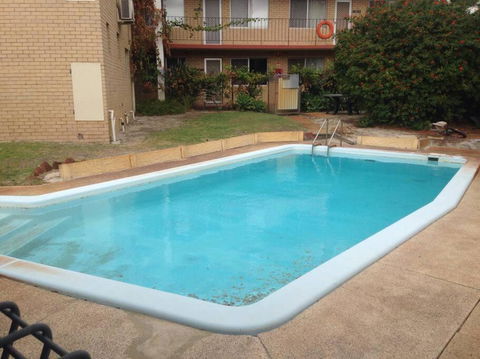 Affordable Inglewood Apartment+Pool - Yamba Accommodation 2