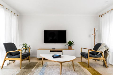A Perfect Stay - Baby Blue - Yamba Accommodation 2