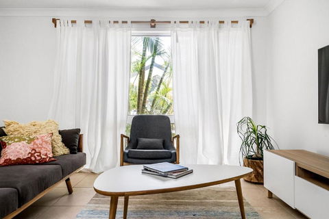 A Perfect Stay - Baby Blue - Yamba Accommodation 4
