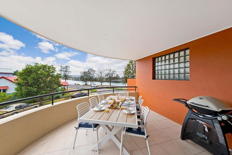 Adrift At Dolphin Cove Apt 5 - Riverfront Modern - Yamba Accommodation 0
