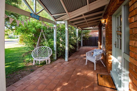 A Fairy Wren Cottage - Yamba Accommodation 2