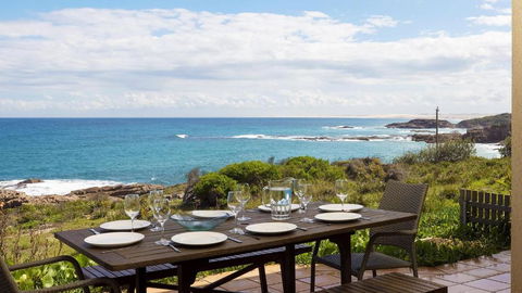 Absolute Oceanfront Portovenere - Yamba Accommodation 0