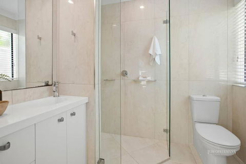 Affordable Luxury By The River - Yamba Accommodation 1