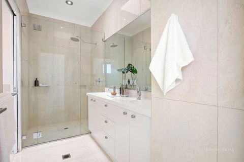 Affordable Luxury By The River - Yamba Accommodation 2