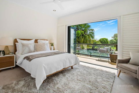 Affordable Luxury By The River - Yamba Accommodation 3