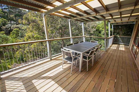 A Wood Haven - Yamba Accommodation 2