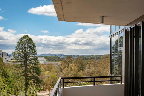 Amazing View In Large Apartment Barton ACT - Yamba Accommodation 0