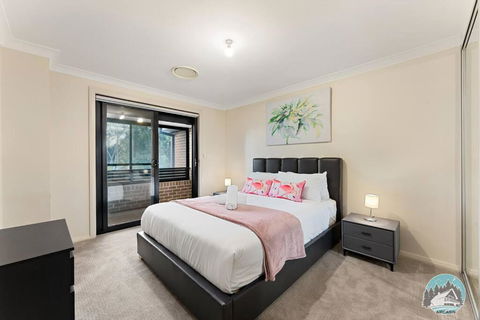 Aircabin - Carlingford - Sydney - 4 Beds House - Yamba Accommodation 4