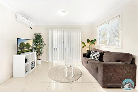 Aircabin - Oxley Park - Lovely & Comfy - 2 Beds - Yamba Accommodation 2
