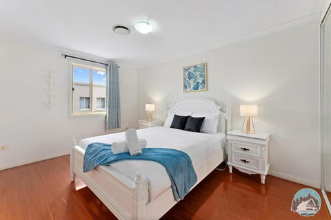 Aircabin - Seven Hills - Lovely - 3 Beds Townhouse - Yamba Accommodation 1