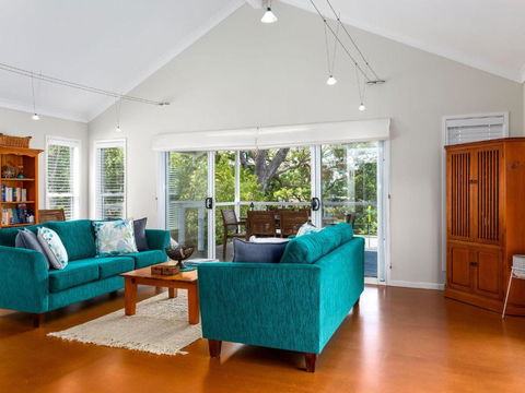 Akarana Beach House By Jervis Bay Rentals - Yamba Accommodation 2