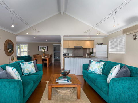 Akarana Beach House By Jervis Bay Rentals - Yamba Accommodation 3