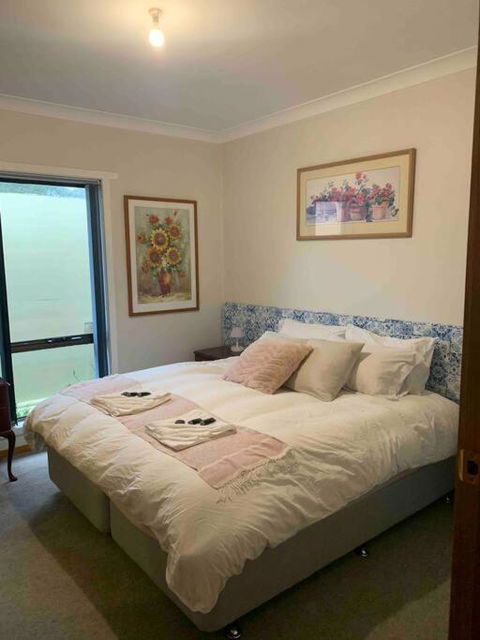 Al Mare - Mediterranean 4BR Retreat By The Sea - Yamba Accommodation 2