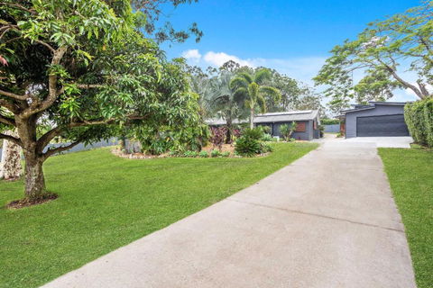 Alawara - Private Estate Escape - Yamba Accommodation 2