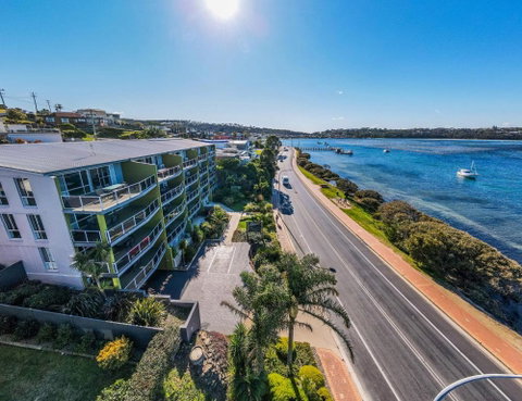 Albacore Apartments - Yamba Accommodation 0
