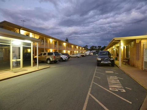 Albion Hotel - Yamba Accommodation 3