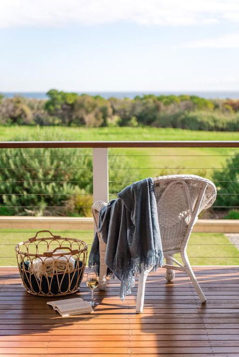 Aldinga Bay Bungalow Ocean View Retreat - Yamba Accommodation 1