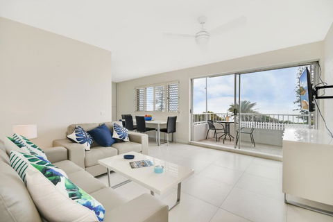 Alex Beach Apt Bilgola4 - Yamba Accommodation 3