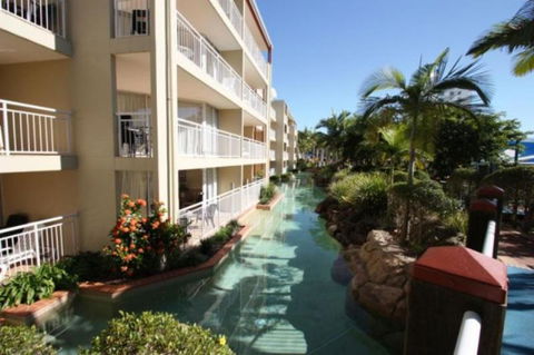 ALEX BEACH RESORT-317/428 - Yamba Accommodation 3
