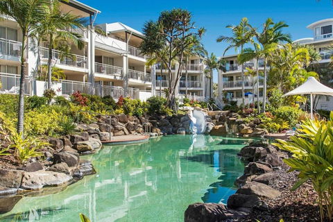 Alexandra Beach Resort Couples Escape - CoastHM - Yamba Accommodation 3