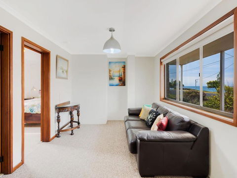 Allawah Beach House - 29 Dalmeny Drive, Kianga - Yamba Accommodation 4