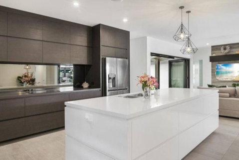Allure - 4 Bedroom Luxury House In Port Douglas - Yamba Accommodation 1
