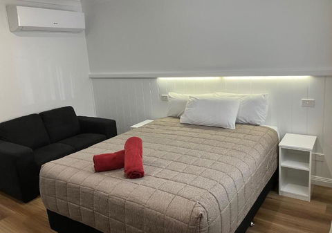 Almond Inn Motel - Yamba Accommodation 3
