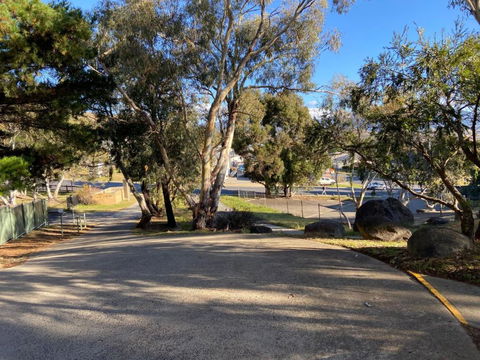 Alpine Mountain View 3 - Jindabyne - Yamba Accommodation 3