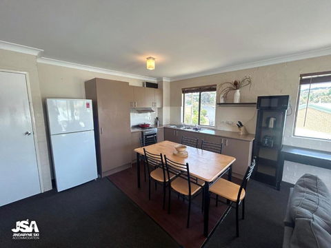 Alpine Mountain View 44 - Yamba Accommodation 2