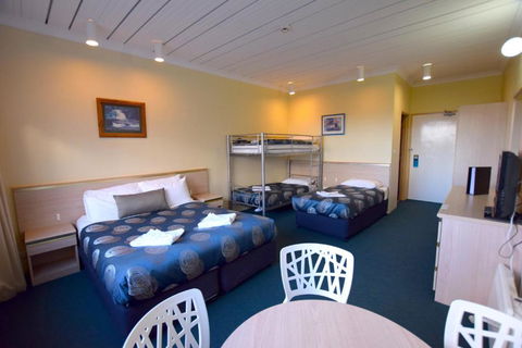 Alpine Resort Motel - Yamba Accommodation 4
