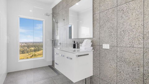 Altitude - Yamba Accommodation 4